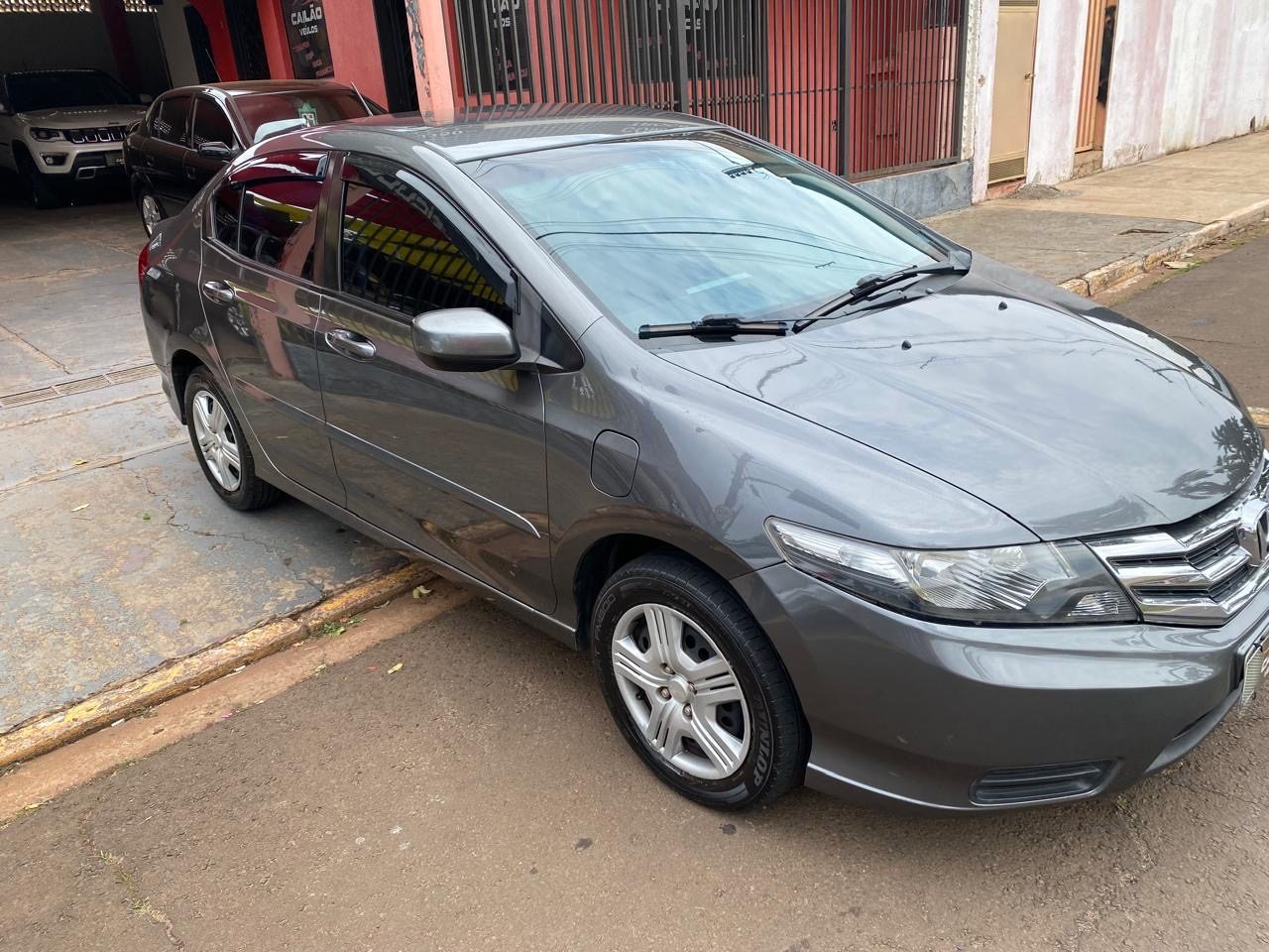 HONDA CITY DX 15 flex — foto 3