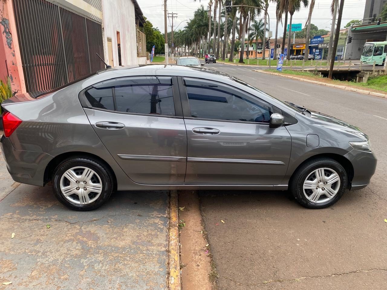 HONDA CITY DX 15 flex — foto 6