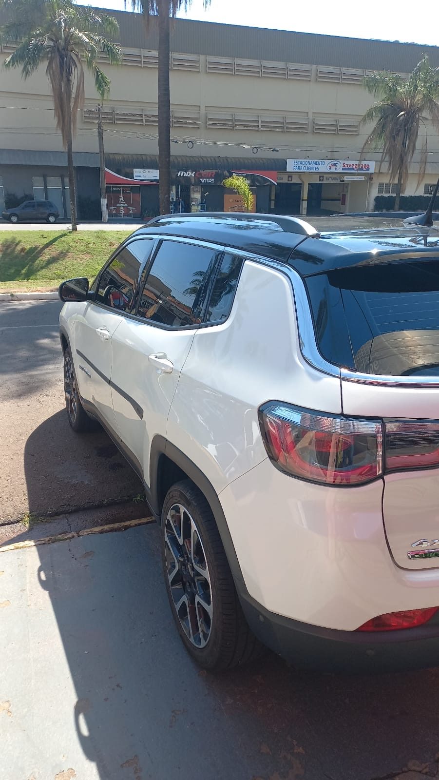 COMPASS LIMITED DIESEL  4X4 — foto 2