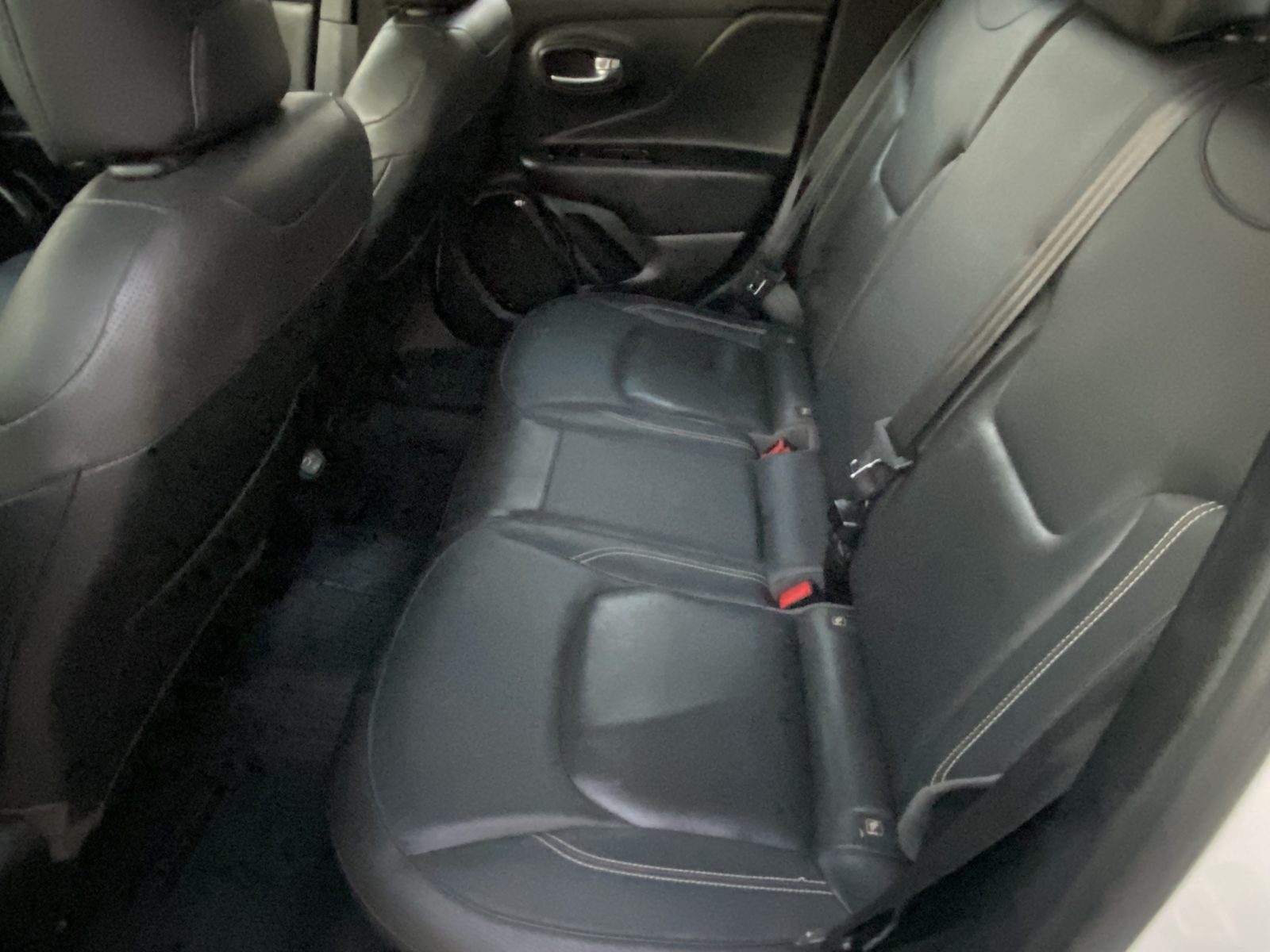 Jeep renegade 18 — foto 6