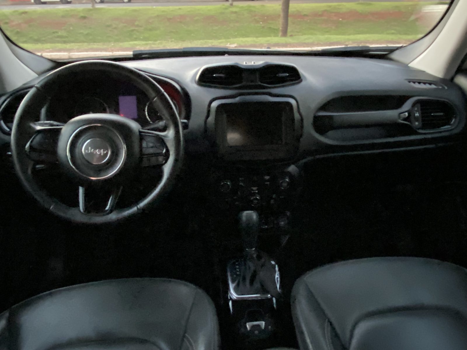 Jeep renegade 18 — foto 7