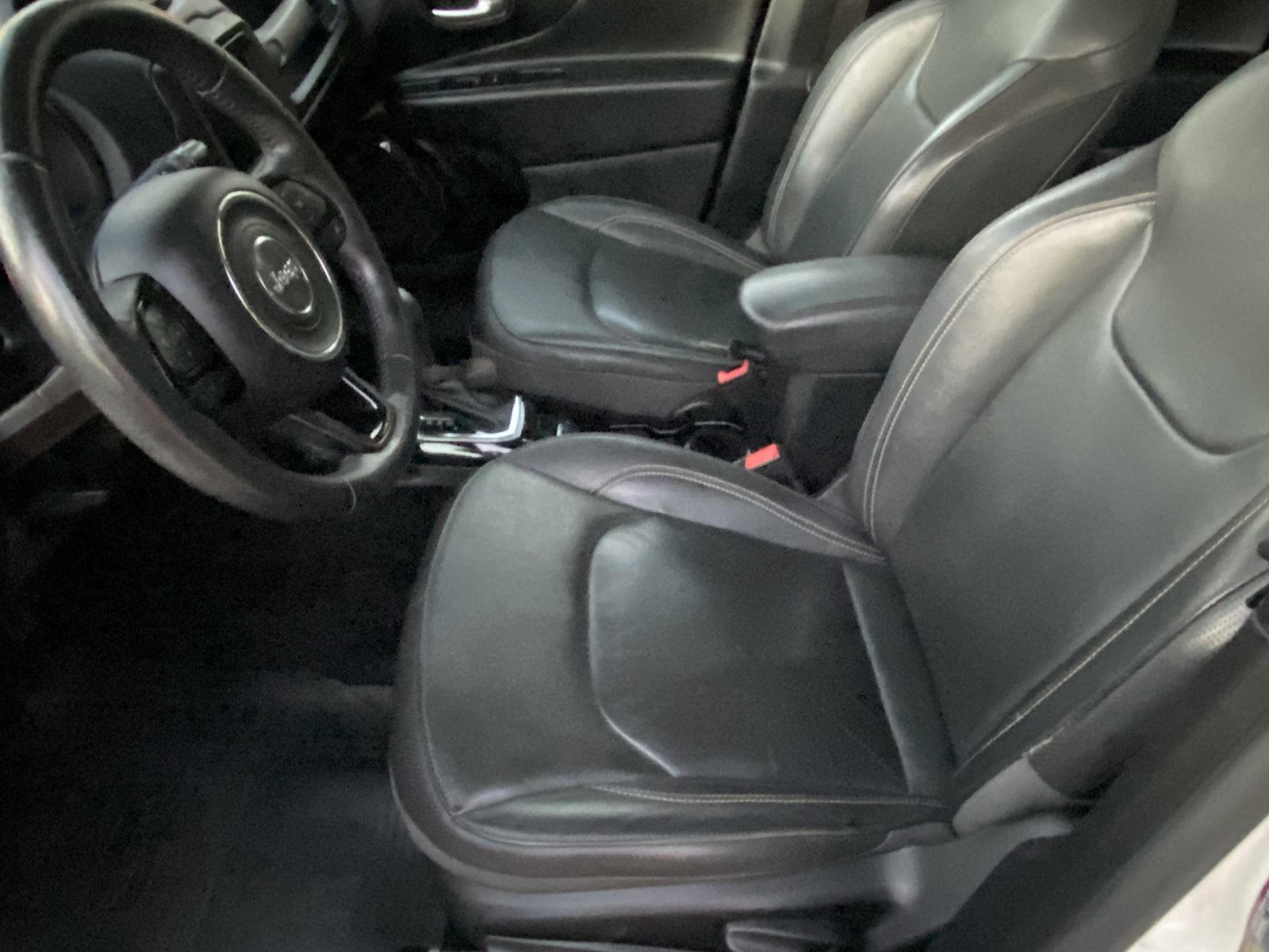 Jeep renegade 18 — foto 8