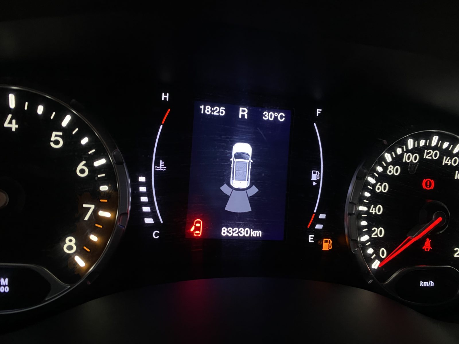 Jeep renegade 18 — foto 9